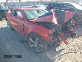 2010 Chevrolet Camaro 2SS z VIN 2G1FK1EJ2A9113573, wystawiony jako IAAI lot #41875526 z przebiegiem 55 411 mil mil oraz . Historia ofert i sprzedaży dostępna na DreamBid. Obrazek 1.