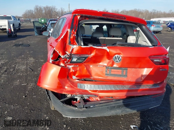 2019 Volkswagen Tiguan SE with VIN 3VV2B7AX9KM136359, listed as a IAAI auction lot 41426441 with 140,891 mi miles and . Bid and sale history available at DreamBid. Image 6.
