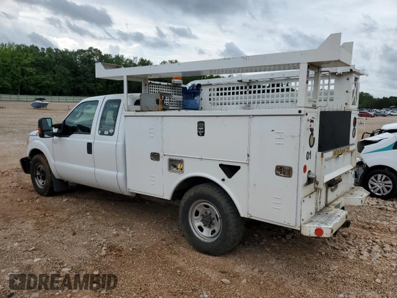 2014 Ford F-350 XL с VIN 1FT8X3A69EEB43400, выставлен на аукционе Copart как лот 60288145 с пробегом 239 618 миль миль и Списание • Salvage title. История ставок и продаж доступна на DreamBid. Изображение 2.