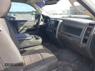 2019 Ram 1500 Classic Tradesman with VIN 3C6JR6DT1KG546748, listed as a IAAI auction lot 41478969 with 53,139 mi miles. Bid and sale history available at carsss.com. Image 5.