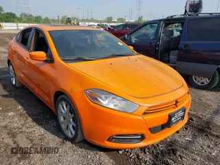 2013 Dodge Dart SXT z VIN 1C3CDFBH1DD176694, wystawiony jako IAAI lot #42499015 z przebiegiem 138 285 mil mil oraz . Historia ofert i sprzedaży dostępna na DreamBid. Obrazek 1.