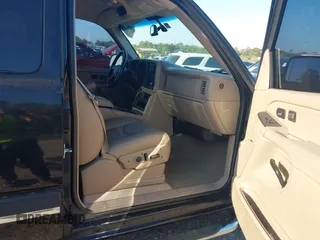 2004 Chevrolet Silverado 1500 LS with VIN 1GCEC19T44Z291569, listed as a IAAI auction lot 42020719 with 119,212 mi miles and . Bid and sale history available at DreamBid. Image 5.