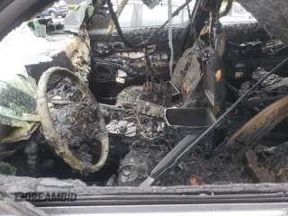 2023 Kia Telluride S z VIN 5XYP6DGC4PG343032, wystawiony jako Copart lot #44969845 z przebiegiem Nie podano mil oraz Nie do naprawy • Non repairable. Historia ofert i sprzedaży dostępna na DreamBid. Obrazek 7.