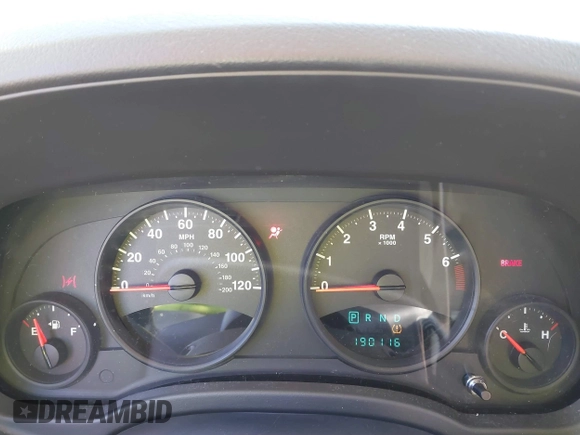 2011 Jeep Compass with VIN 1J4NT1FA2BD239588, listed as a IAAI auction lot 41324431 with 190,116 mi miles. Bid and sale history available at carsss.com. Image 7.