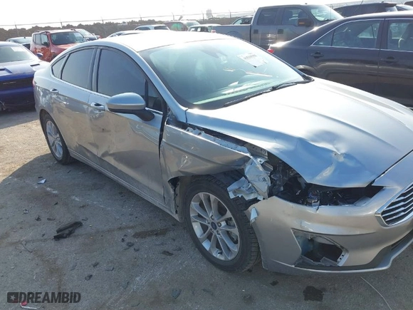 2020 Ford Fusion SE with VIN 3FA6P0HD4LR155349, listed as a IAAI auction lot 41510558 with 85,454 mi miles. Bid and sale history available at carsss.com. Image 6.