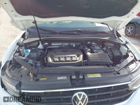 2022 Volkswagen Tiguan SE R-Line Black z VIN 3VVCB7AX5NM007401, wystawiony jako IAAI lot #41630458 z przebiegiem 55 635 mil mil oraz . Historia ofert i sprzedaży dostępna na DreamBid. Obrazek 10.