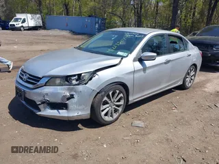 2015 Honda Accord Sport with VIN 1HGCR2F52FA029201, listed as a IAAI auction lot 42135014 with 203,855 mi miles and . Bid and sale history available at DreamBid. Image 18.