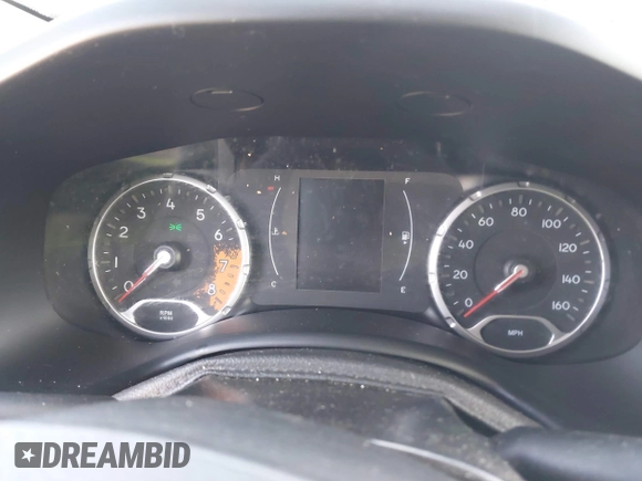2016 Jeep Renegade Latitude with VIN ZACCJBBT8GPE15701, listed as a IAAI auction lot 41785585 with Not Provided miles. Bid and sale history available at carsss.com. Image 7.