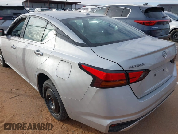 2023 Nissan Altima SL with VIN 1N4BL4EV2PN345867, listed as a IAAI auction lot 41434744 with 39,671 mi miles and . Bid and sale history available at DreamBid. Image 3.