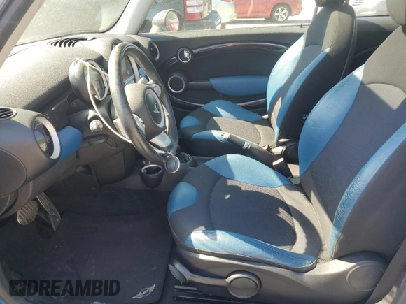 2009 MINI Hardtop S with VIN WMWMF73589TW80965, listed as a Copart auction lot 56578695 with 80,012 mi miles and Clean Title. Bid and sale history available at DreamBid. Image 7.