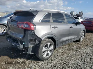 2018 Kia Niro LX with VIN KNDCB3LCXJ5157540, listed as a Copart auction lot 48417735 with 75,093 mi miles and Salvage Title. Bid and sale history available at carsss.com. Image 3.