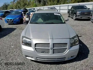 2005 Dodge Magnum RT z VIN 2D8GV58285H636754, wystawiony jako Copart lot #47697955 z przebiegiem 150 660 mil mil oraz Szkoda całkowita • Salvage title. Historia ofert i sprzedaży dostępna na DreamBid. Obrazek 11.