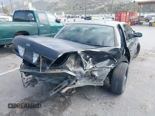 2007 Ford Police Interceptor z VIN 2FAHP71W97X148174, wystawiony jako IAAI lot #41889052 z przebiegiem Nie podano mil oraz . Historia ofert i sprzedaży dostępna na DreamBid. Obrazek 4.