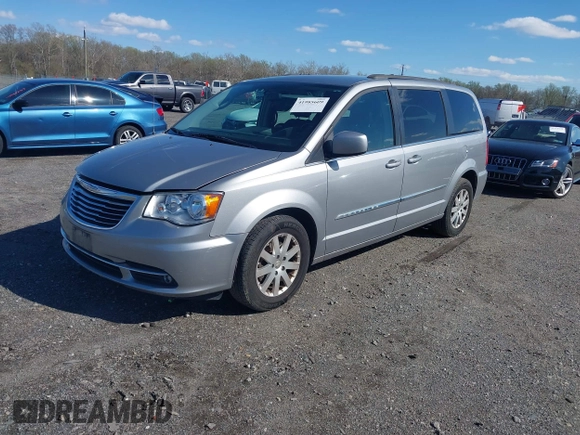 2016 Chrysler Town & Country Touring with VIN 2C4RC1BG5GR175293, listed as a IAAI auction lot 41985609 with 154,638 mi miles. Bid and sale history available at carsss.com. Image 17.