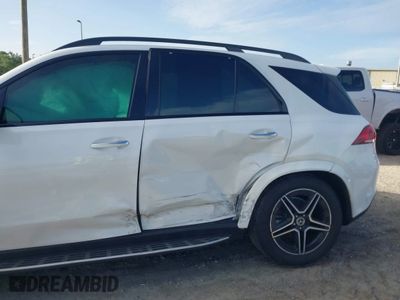 2022 Mercedes-Benz GLE 350 with VIN 4JGFB4JE9NA688146, listed as a IAAI auction lot 42625227 with 44,805 mi miles and . Bid and sale history available at DreamBid. Image 6.