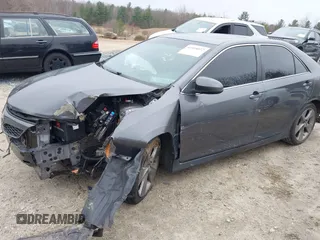 2014 Toyota Camry L with VIN 4T1BF1FK1EU352652, listed as a IAAI auction lot 41918072 with 1 mi miles. Bid and sale history available at carsss.com. Image 16.