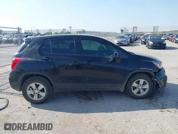 2020 Chevrolet Trax LS with VIN 3GNCJKSB5LL230068, listed as a IAAI auction lot 42390653 with 101,325 mi miles and . Bid and sale history available at DreamBid. Image 13.
