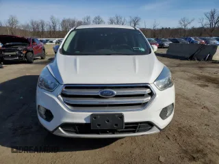 2017 Ford Escape SE with VIN 1FMCU9GD9HUA98198, listed as a Copart auction lot 48836995 with 177,496 mi miles and Clean Title. Bid and sale history available at DreamBid. Image 5.