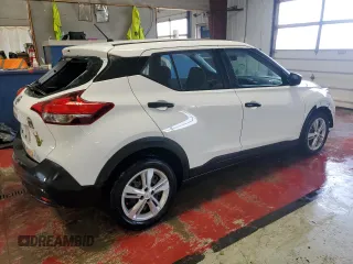 2019 Nissan Kicks S with VIN 3N1CP5CU4KL561427, listed as a Copart auction lot 52335125 with 34,035 mi miles and Salvage Title. Bid and sale history available at DreamBid. Image 3.