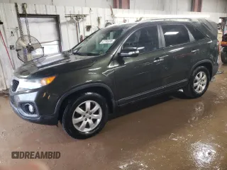 2012 Kia Sorento LX with VIN 5XYKT4A20CG293744, listed as a Copart auction lot 47795335 with 177,185 mi miles and Salvage Title. Bid and sale history available at carsss.com. Image 1.