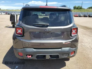 2016 Jeep Renegade Trailhawk z VIN ZACCJBCT2GPC65342, wystawiony jako Copart lot #63436625 z przebiegiem 62 546 mil mil oraz Czysty tytuł • Clean title. Historia ofert i sprzedaży dostępna na DreamBid. Obrazek 6.