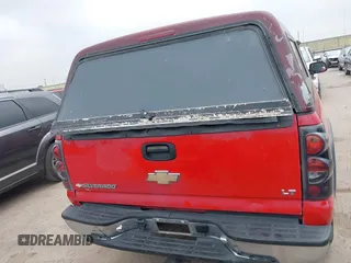 2006 Chevrolet Silverado 1500 LS with VIN 1GCEC19V66Z217817, listed as a IAAI auction lot 41924306 with 274,685 mi miles. Bid and sale history available at carsss.com. Image 16.