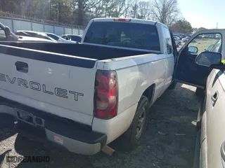 2003 Chevrolet Silverado 1500 Work Truck with VIN 2GCEC19X431198092, listed as a IAAI auction lot 41484994 with 89,757 mi miles. Bid and sale history available at carsss.com. Image 4.