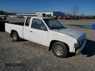 1993 Nissan Frontier z VIN 1N6SD16S7PC353014, wystawiony jako Copart lot #88586865 z przebiegiem 288 557 mil mil oraz Nie do naprawy • Non repairable. Historia ofert i sprzedaży dostępna na DreamBid. Obrazek 4.