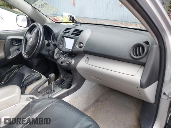2009 Toyota RAV4 with VIN JTMBF33V19D021204, listed as a IAAI auction lot 40476724 with 129,168 mi miles. Bid and sale history available at carsss.com. Image 5.