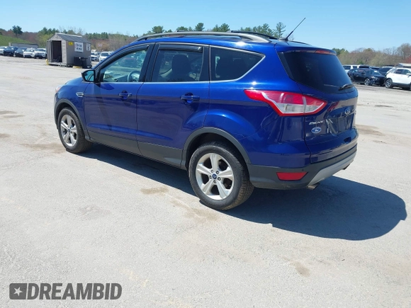2016 Ford Escape SE with VIN 1FMCU9GX1GUB28870, listed as a IAAI auction lot 42129628 with 113,909 mi miles. Bid and sale history available at carsss.com. Image 3.