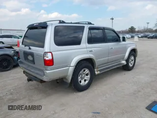 2001 Toyota 4Runner SR5 z VIN JT3HN86R610354474, wystawiony jako IAAI lot #41873100 z przebiegiem 340 628 mil mil oraz . Historia ofert i sprzedaży dostępna na DreamBid. Obrazek 4.