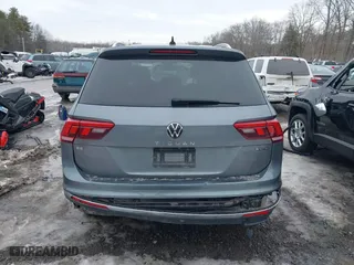 2022 Volkswagen Tiguan SE with VIN 3VV2B7AX2NM105314, listed as a IAAI auction lot 41655410 with 81,912 mi miles. Bid and sale history available at carsss.com. Image 16.