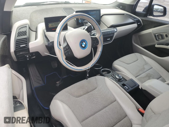 2014 BMW i3 with VIN WBY1Z2C53EV284116, listed as a Copart auction lot 47068395 with 2,304 mi miles and Non Repairable. Bid and sale history available at carsss.com. Image 8.