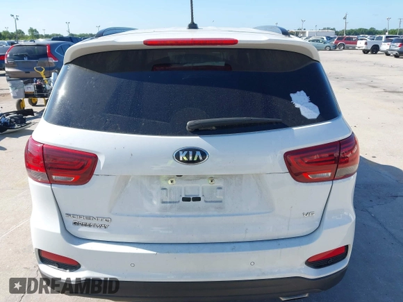 2020 Kia Sorento LX V6 with VIN 5XYPG4A56LG655600, listed as a IAAI auction lot 41971459 with 66,449 mi miles. Bid and sale history available at carsss.com. Image 17.