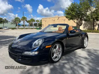 2008 Porsche 911 Carrera S z VIN WP0CB29998S776213, wystawiony jako Copart lot #47441045 z przebiegiem 30 000 mil mil oraz Nie do naprawy • Non repairable. Historia ofert i sprzedaży dostępna na DreamBid. Obrazek 2.