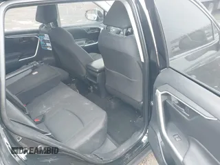 2019 Toyota RAV4 LE with VIN JTMF1RFV7KJ005465, listed as a IAAI auction lot 41559270 with 111,918 mi miles. Bid and sale history available at carsss.com. Image 8.