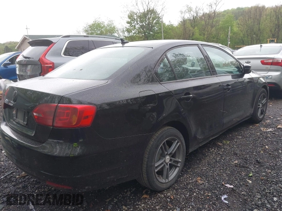 2012 Volkswagen Jetta SE с VIN 3VWDP7AJ4CM338027, выставлен на аукционе IAAI как лот 42198943 с пробегом 158 644 миль миль и . История ставок и продаж доступна на DreamBid. Изображение 4.