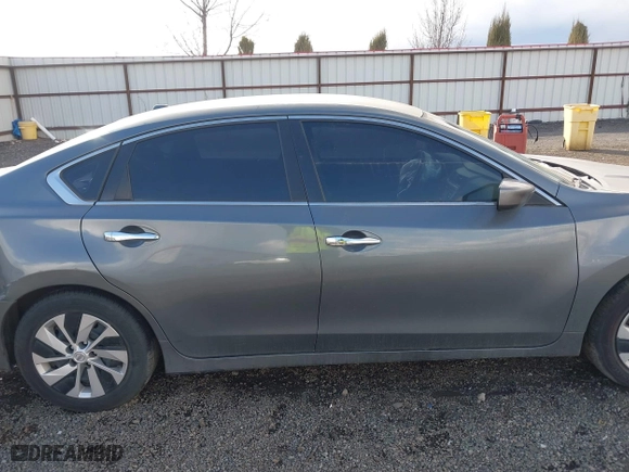 2018 Nissan Altima 2.5 SR with VIN 1N4AL3APXJC123240, listed as a IAAI auction lot 41808689 with 111,920 mi miles. Bid and sale history available at carsss.com. Image 14.