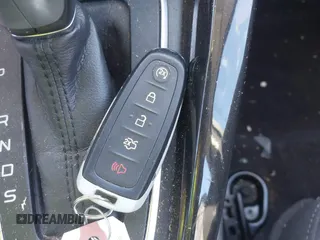 2015 Ford Focus Titanium с VIN 1FADP3N27FL258845, выставлен на аукционе IAAI как лот 41401845 с пробегом 82 891 миль миль и . История ставок и продаж доступна на DreamBid. Изображение 11.
