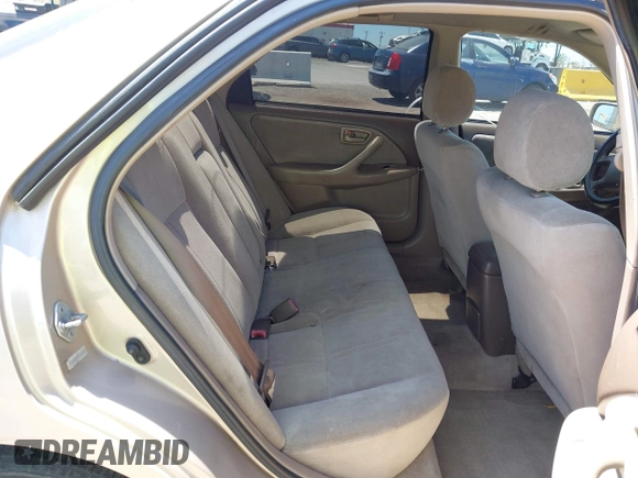 2000 Toyota Camry CE z VIN 4T1BG22K2YU924681, wystawiony jako IAAI lot #42517917 z przebiegiem 228 920 mil mil oraz . Historia ofert i sprzedaży dostępna na DreamBid. Obrazek 8.