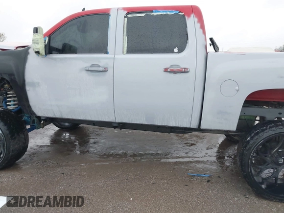 2009 Chevrolet Silverado 1500 LTZ with VIN 3GCEK33M69G242364, listed as a IAAI auction lot 40750344 with Not Provided miles and . Bid and sale history available at DreamBid. Image 14.