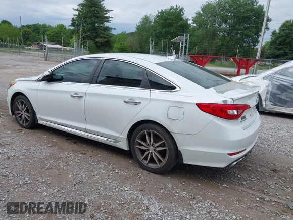 2015 Hyundai Sonata Sport with VIN 5NPE34AB1FH193503, listed as a IAAI auction lot 42195408 with 117,677 mi miles and . Bid and sale history available at carsss.com. Image 3.