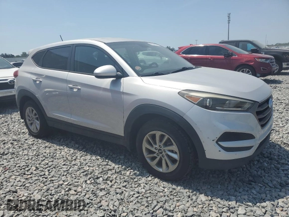 2016 Hyundai Tucson SE z VIN KM8J23A43GU225772, wystawiony jako Copart lot #58084075 z przebiegiem 78 108 mil mil oraz Czysty tytuł • Clean title. Historia ofert i sprzedaży dostępna na DreamBid. Obrazek 4.