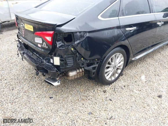 2015 Hyundai Sonata 2.4L Sport with VIN 5NPE34AF7FH167121, listed as a IAAI auction lot 42005240 with 110,612 mi miles. Bid and sale history available at carsss.com. Image 18.