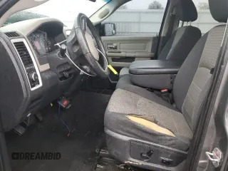 2009 Dodge 1500 Laramie z VIN 1D3HV13T29S706525, wystawiony jako Copart lot #55626885 z przebiegiem 237 982 mil mil oraz Szkoda całkowita • Salvage title. Historia ofert i sprzedaży dostępna na DreamBid. Obrazek 7.