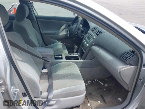 2009 Toyota Camry z VIN 4T1BE46K99U313351, wystawiony jako IAAI lot #42185255 z przebiegiem 331 791 mil mil oraz . Historia ofert i sprzedaży dostępna na DreamBid. Obrazek 5.