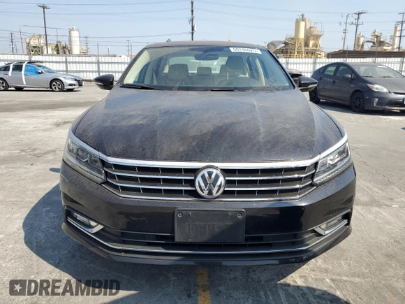 2018 Volkswagen Passat SE с VIN 1VWBA7A3XJC021295, выставлен на аукционе Copart как лот 60240625 с пробегом 33 986 миль миль и Списание • Salvage title. История ставок и продаж доступна на DreamBid. Изображение 5.