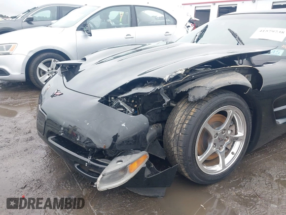 1999 Chevrolet Corvette with VIN 1G1YY22GXX5130973, listed as a IAAI auction lot 41579738 with 63,089 mi miles. Bid and sale history available at carsss.com. Image 6.