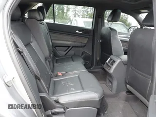2021 Volkswagen Atlas SEL with VIN 1V2SE2CA4MC229844, listed as a IAAI auction lot 41916623 with 34,618 mi miles and . Bid and sale history available at DreamBid. Image 8.