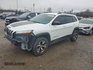2015 Jeep Cherokee Trailhawk with VIN 1C4PJMBS9FW698857, listed as a Copart auction lot 86572504 with 143,919 mi miles and Clean Title. Bid and sale history available at carsss.com. Image 1.